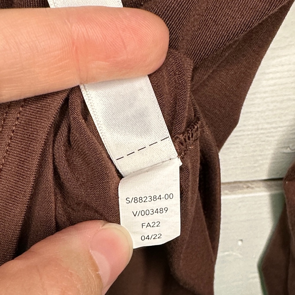 Athleta All Around Ruched Long Sleeve Women’s Blouse - Picture 10 of 12
